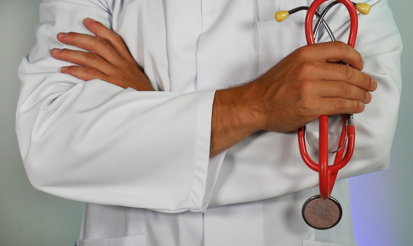 La mutualité française propose de baisser la rémunération des médecins “isolés”.